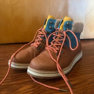 Tom’s Mojave Boots